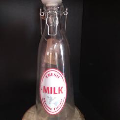 Vintage μπουκάλι Fresh Milk
